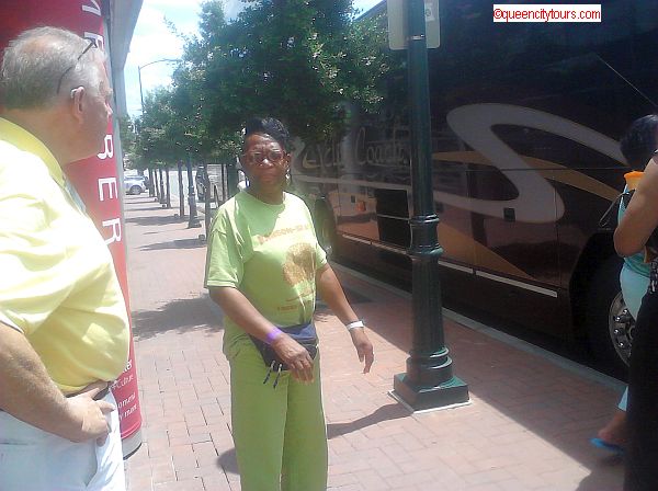 Click to Enlarge Contract Tour Guide Pic! Contract Tour Guide Pic