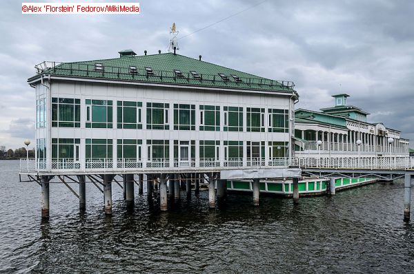 Click for Japanese Floating Hotel International Travel News! Japanese Floating Hotel International Travel News