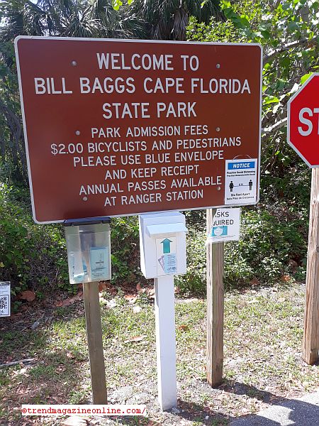 Click To Enlarge Cape Florida Lighthouse Key Biscayne Miami Florida Review Pic! Cape Florida Lighthouse Key Biscayne Miami Florida Review Pic!